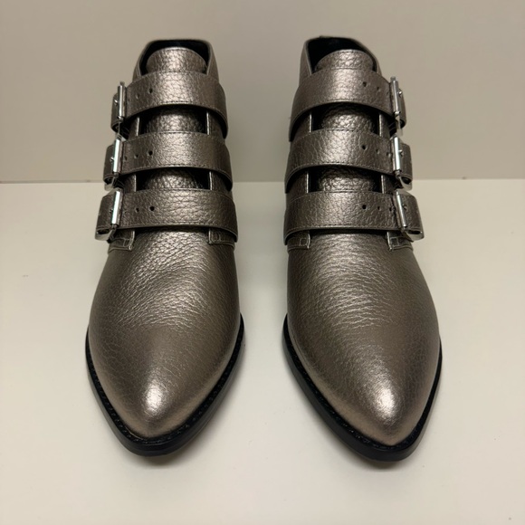 Clarks Stanhope Boot Metallic Silver/pewter | Size 8.5 - Picture 3 of 12